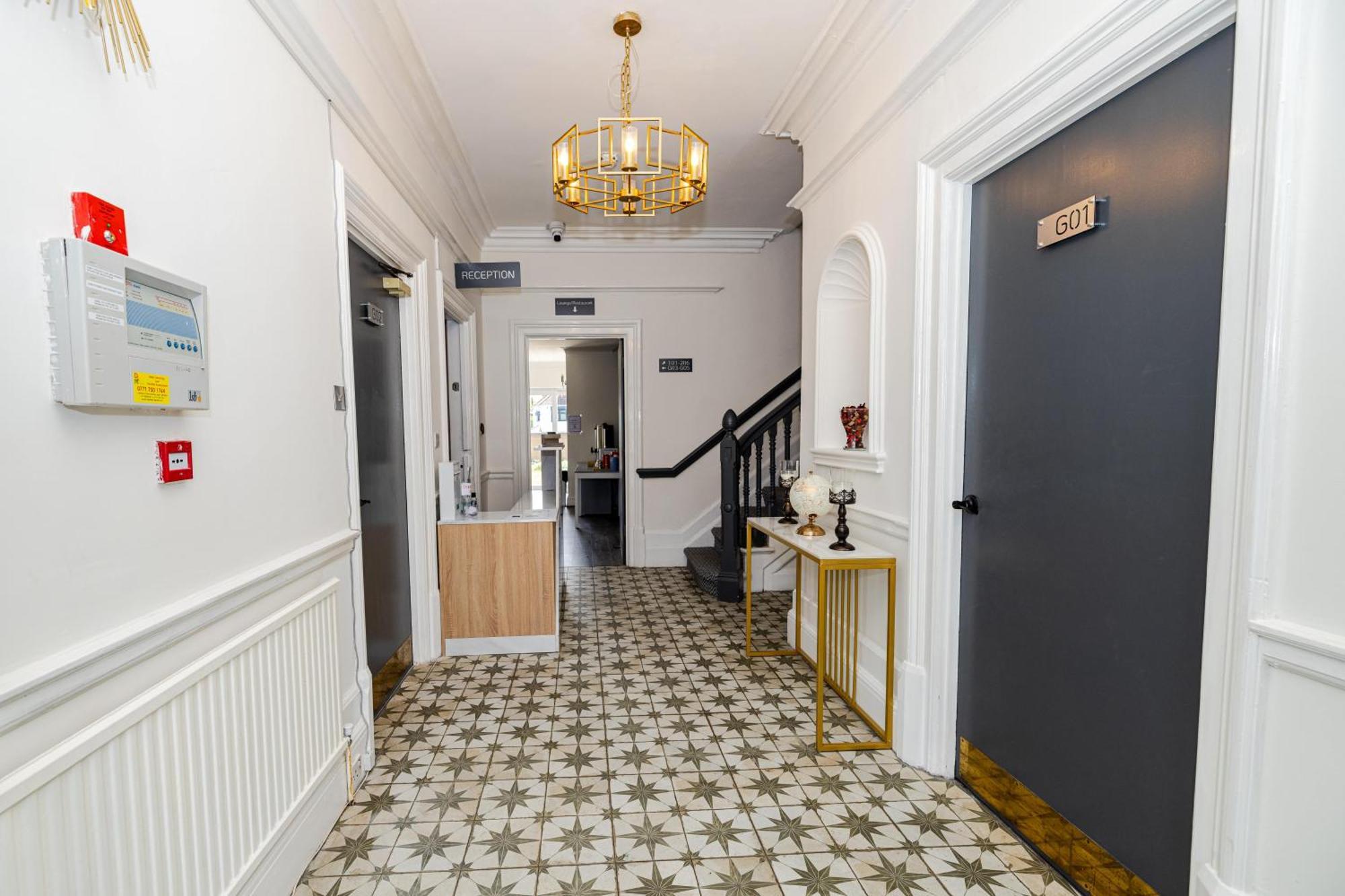 Woodford Hotel Londres Exterior foto